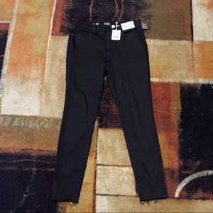 New Black High-Rise Skinny Jeans